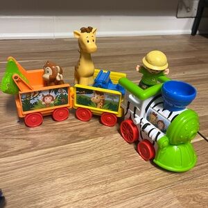 Fisher-Price Little People Musical Zoo Safari Train Zookeeper Monkey giraffe